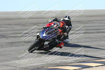 media/Oct-13-2025-Moto Forza (Mon) [[a66d839500]]/3-B Group/Session 2 (Bowl)/